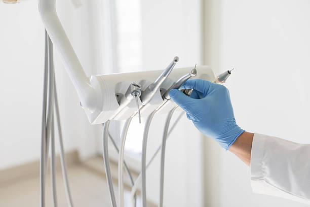 24/7 Emergency Emergency Dentist experts in Desert Edge, CA